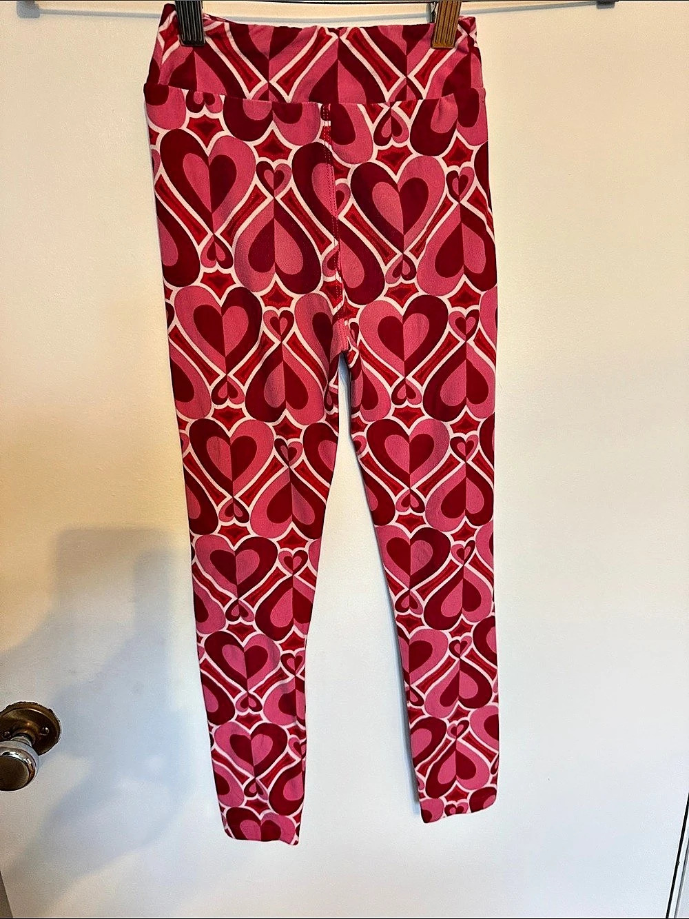 Girls LuLaRoe Heart Print Leggings Red Pink Size L/XL